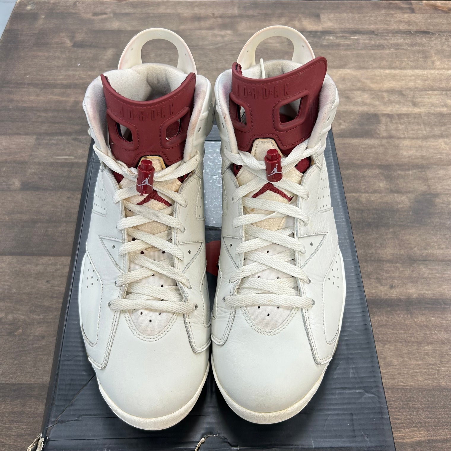 Maroon Jordan 6 Retro (2015) (USED)
