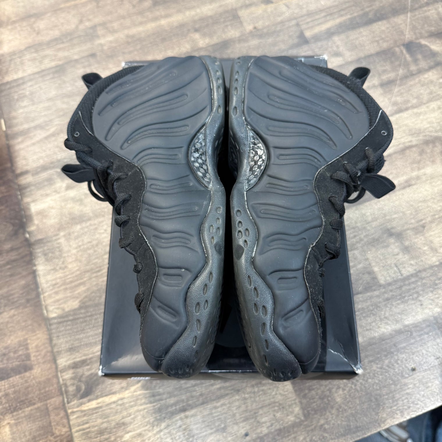 Anthracite Foamposite One (USED)