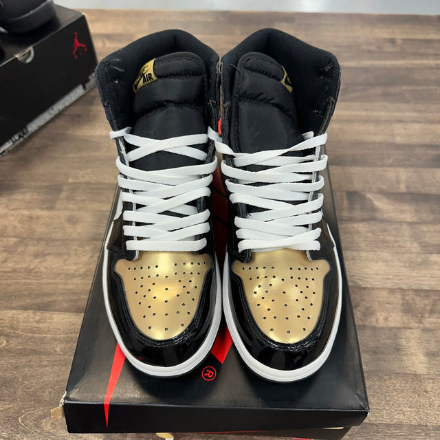Patent Gold Jordan 1 High (USED)