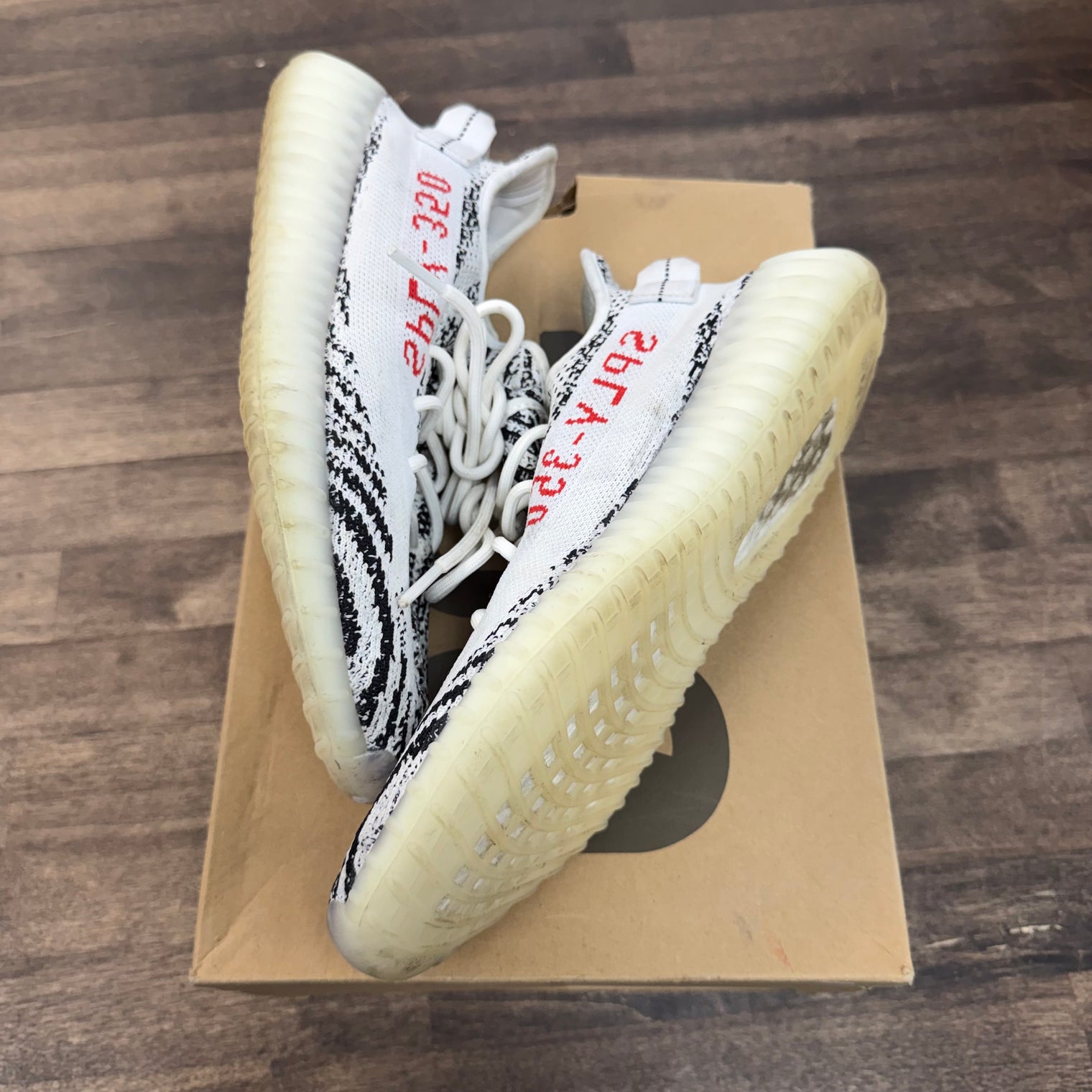 Zebra Yeezy 350 (USED)
