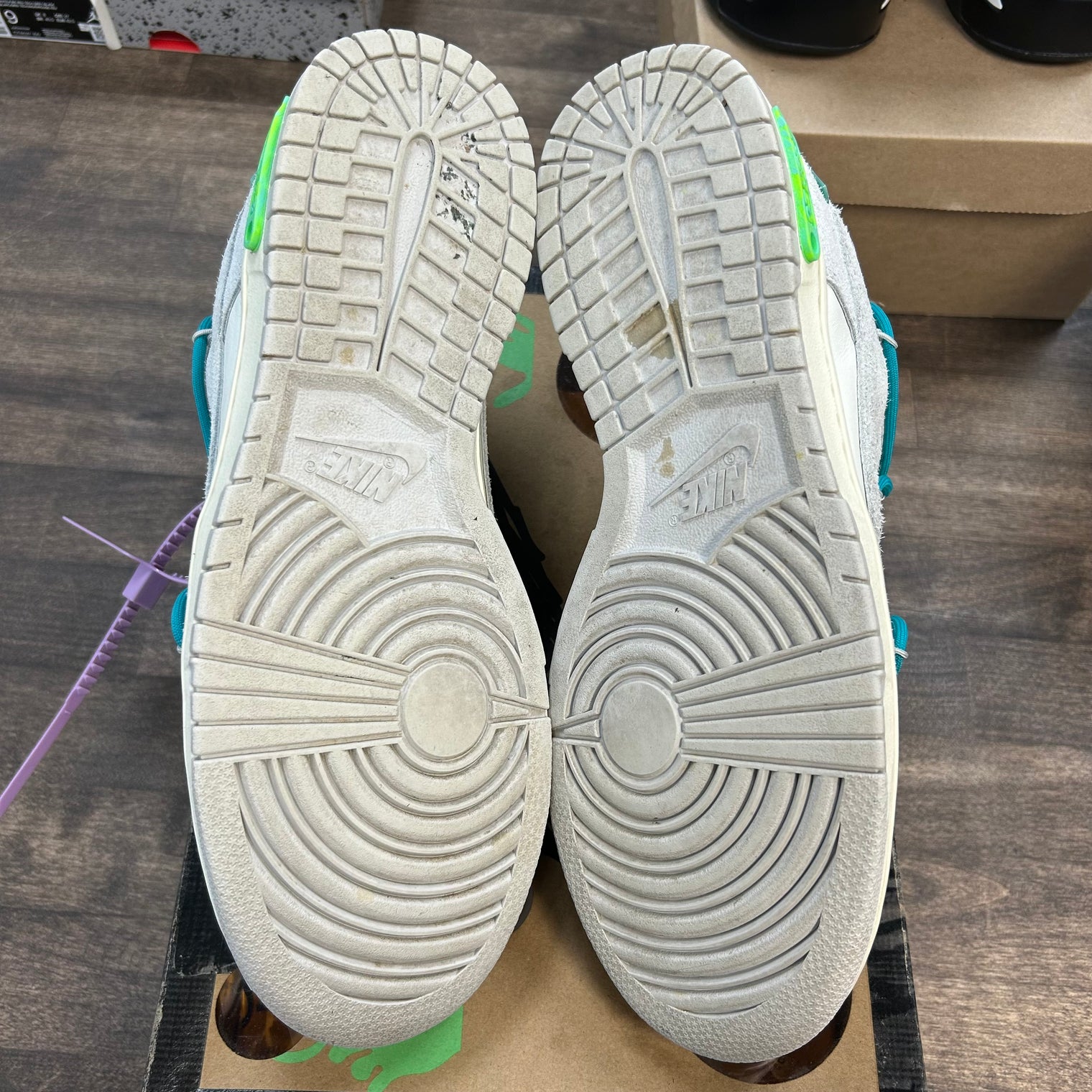 Off-White Lot 36 of 50 Dunk Low (USED)