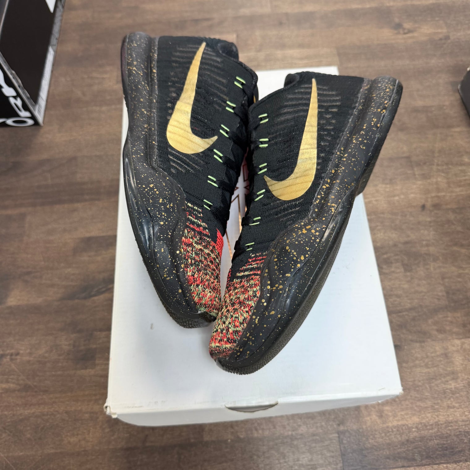 Christmas Nike Kobe 10 Elite (USED)
