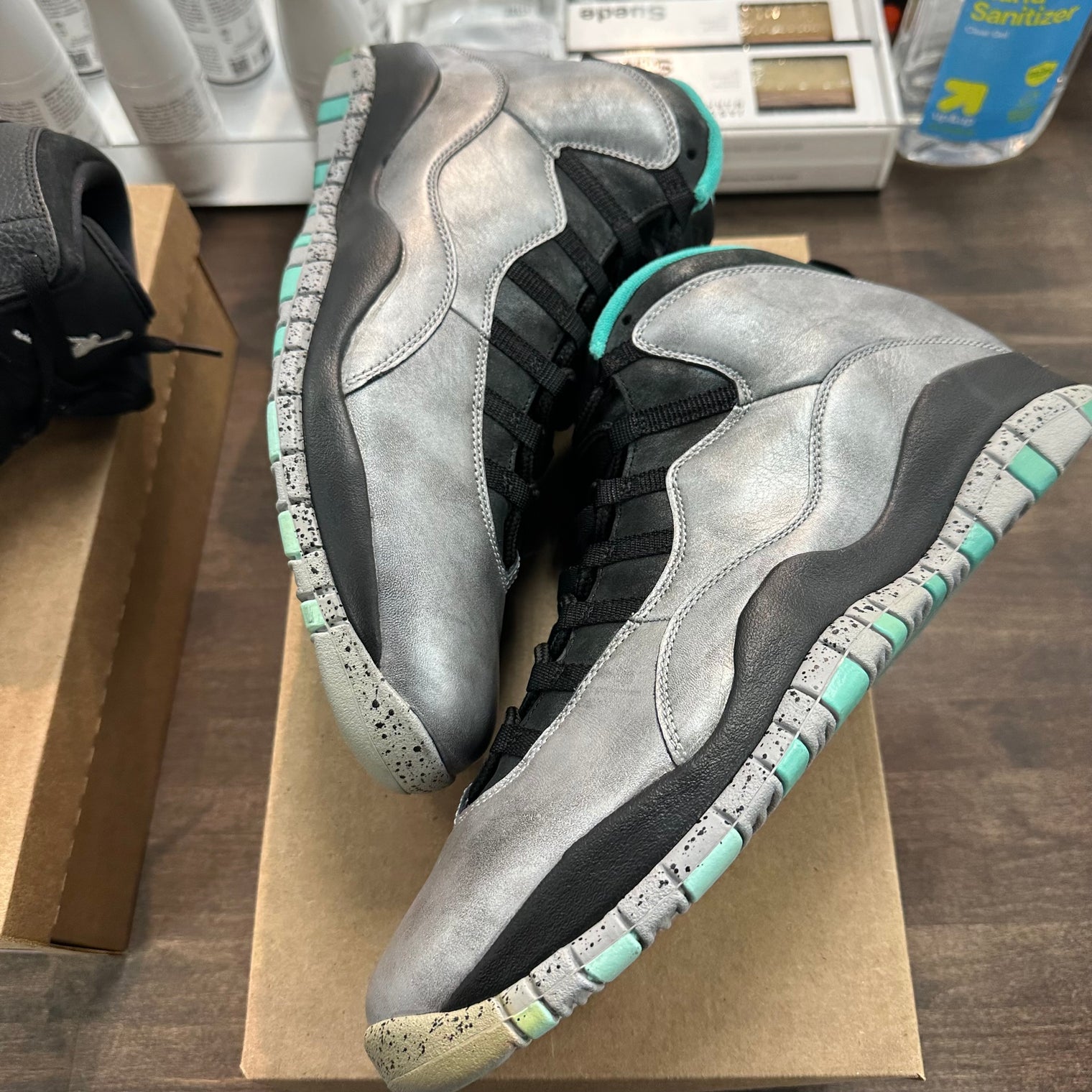 Lady Liberty Jordan 10 Retro (USED, No Box)