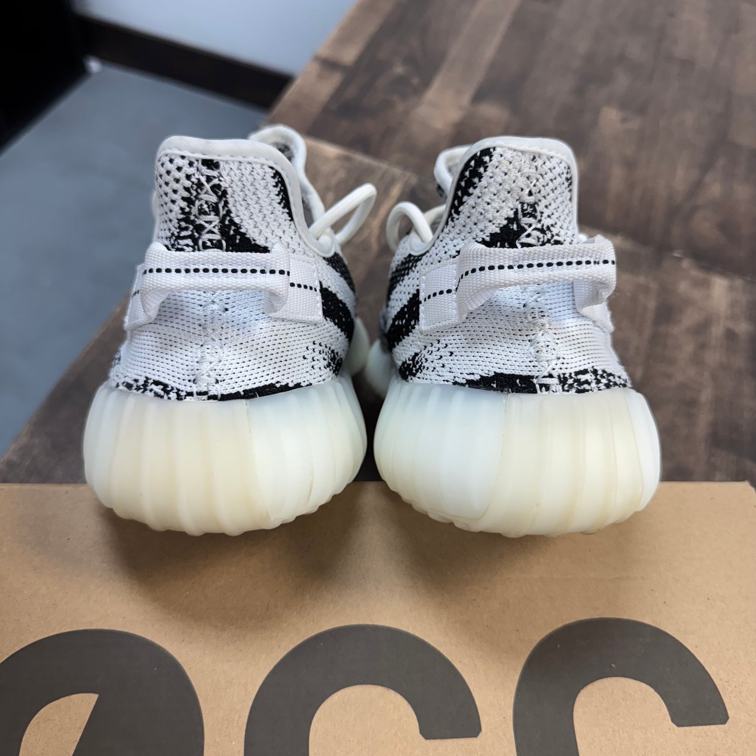 Zebra Yeezy 350 (USED)