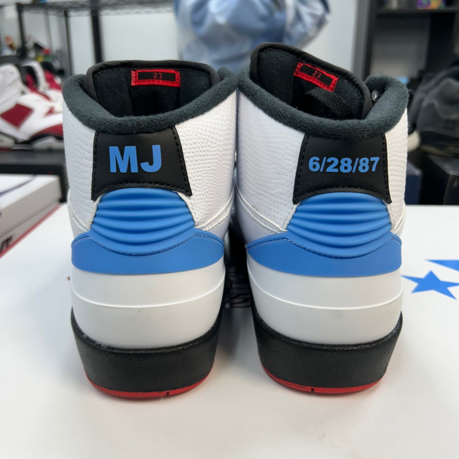 Alumni Pack Jordan 2 Retro & Converse Fastbreak Mid (USED)