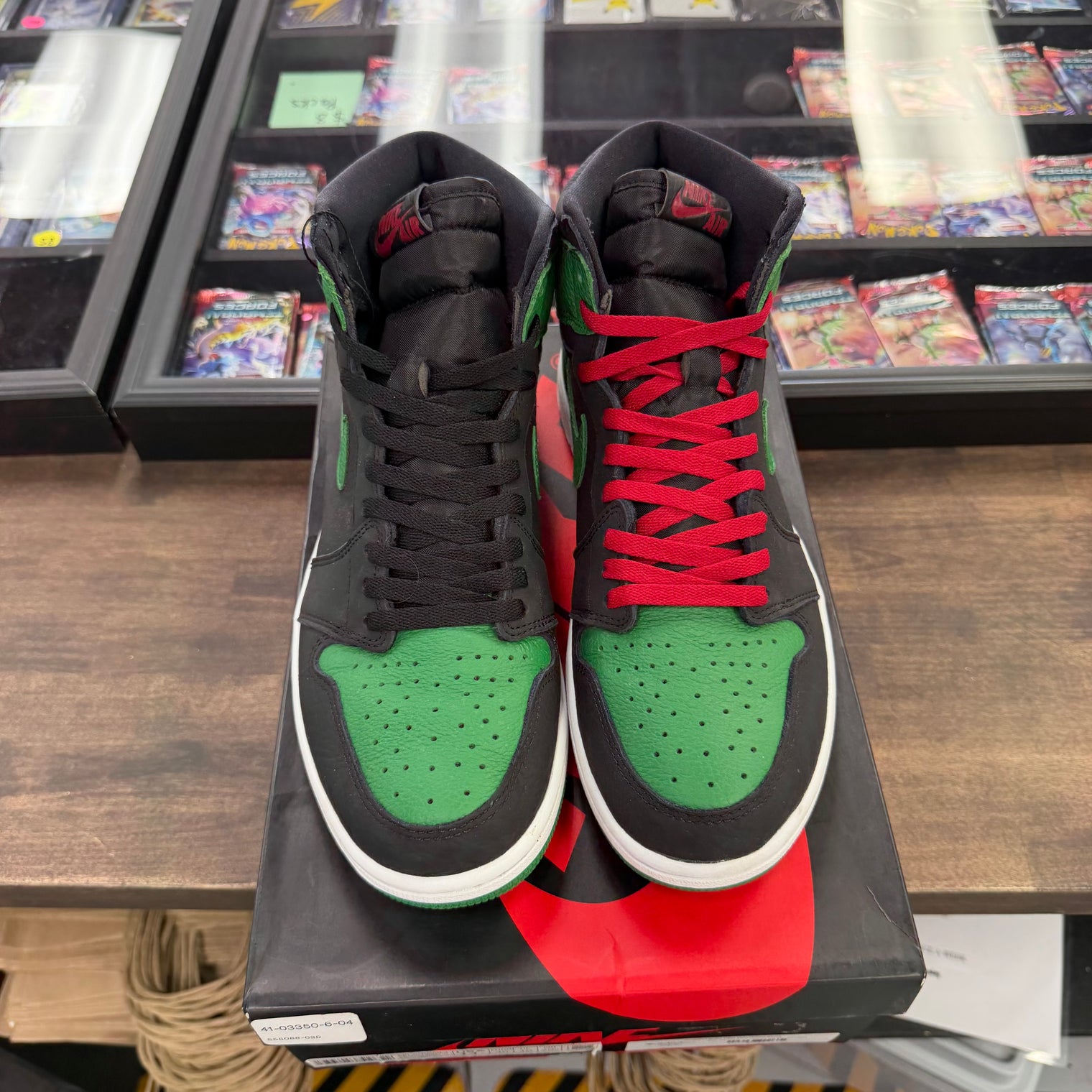 Pine green Jordan 1 Retro High (USED)