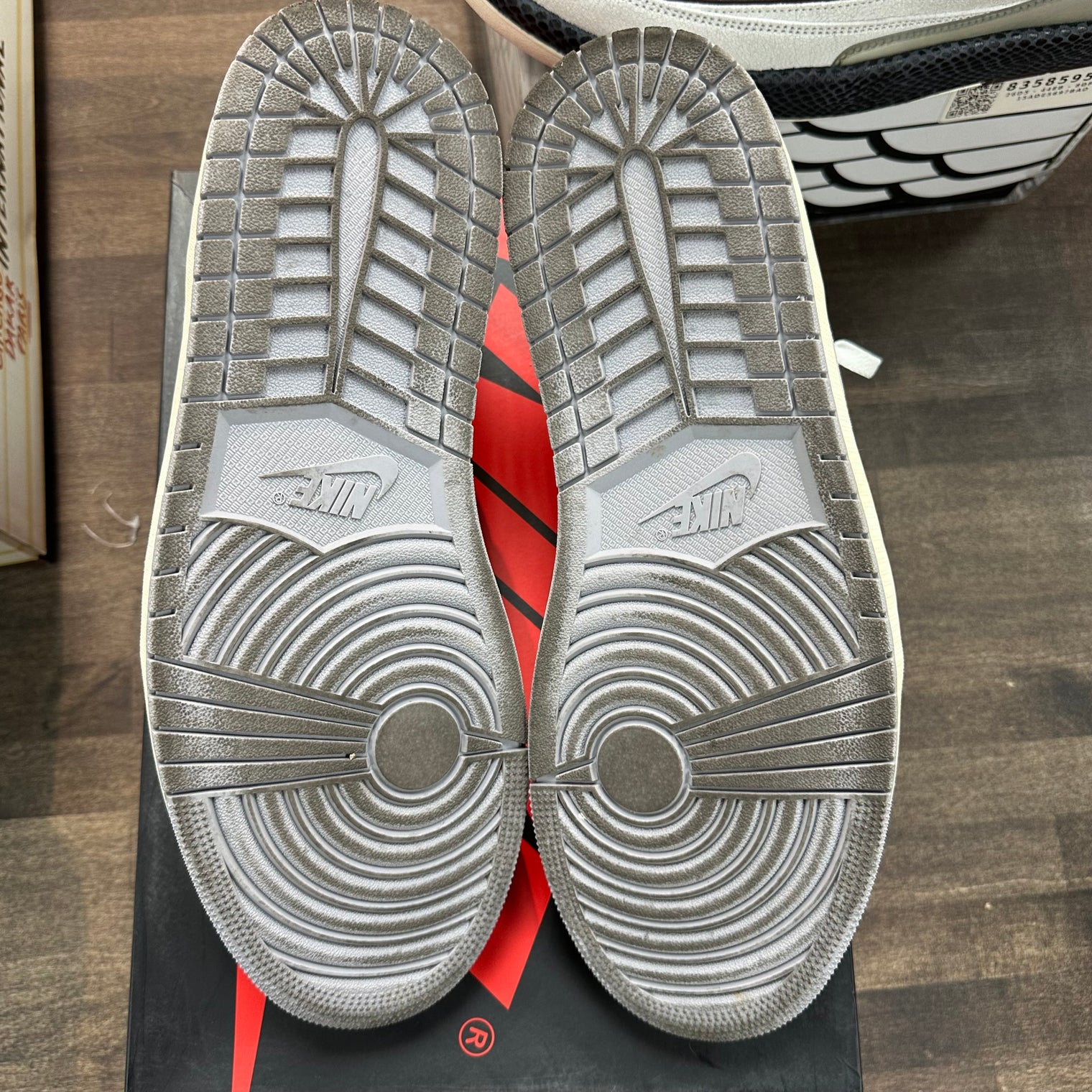 Jordan 1 Retro Low OG Atmosphere Grey (USED)