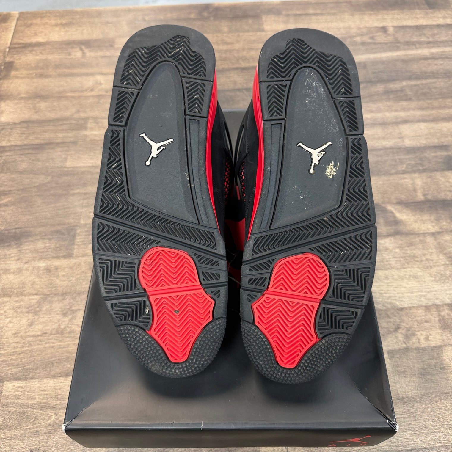 Jordan 4 Retro Red Thunder (US 11.5) (USED)