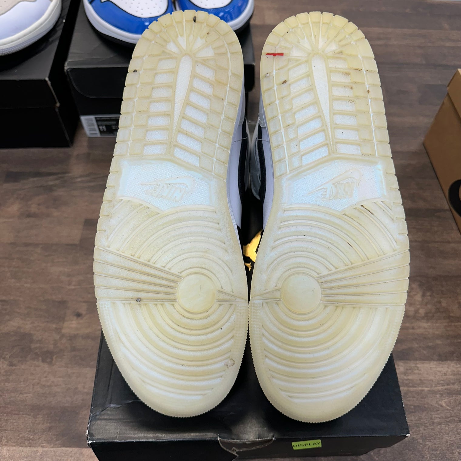 Diamond Short Jordan 1 Mid Used Sneakers (USED)