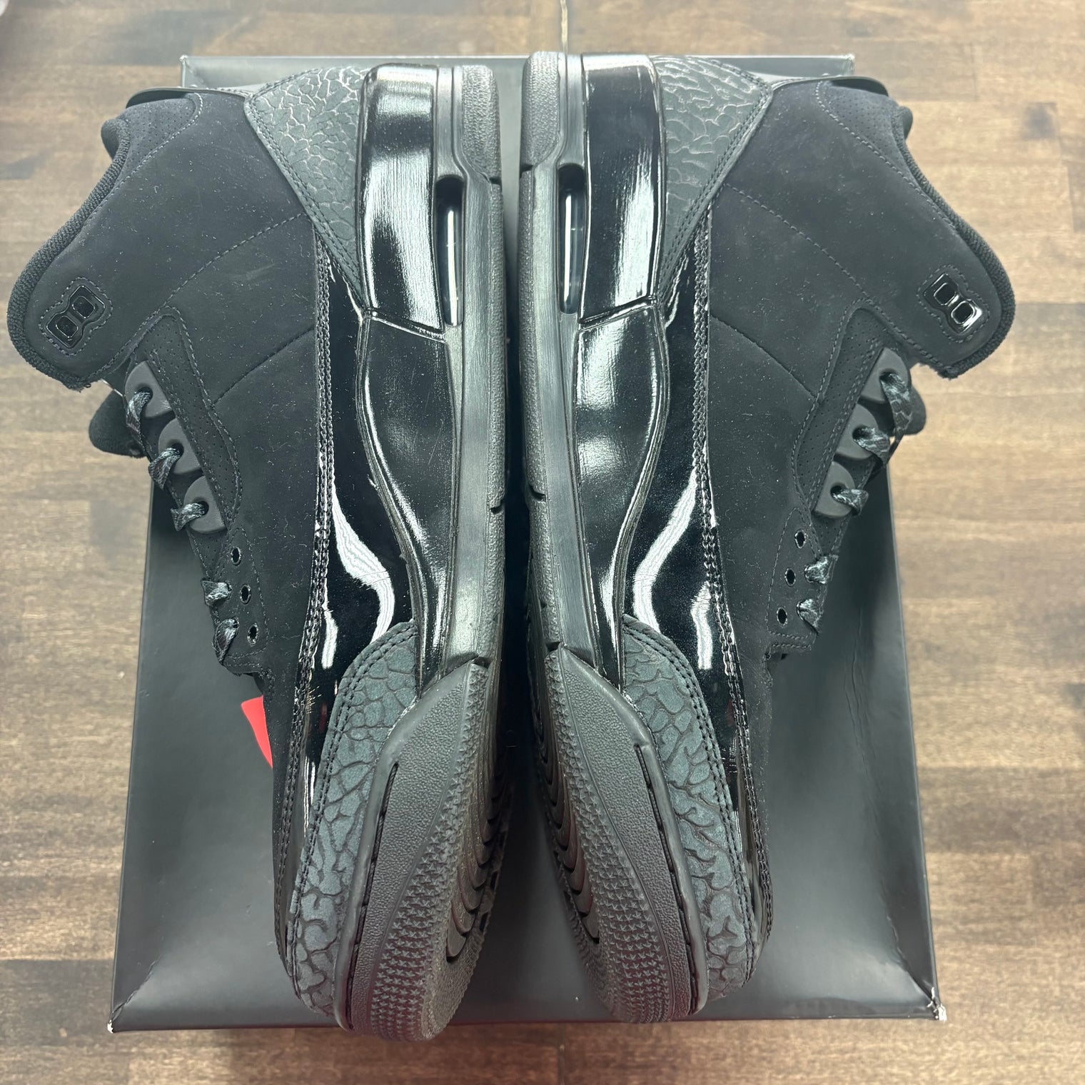 Black Cat Jordan 3 Retro (Lightly Worn)