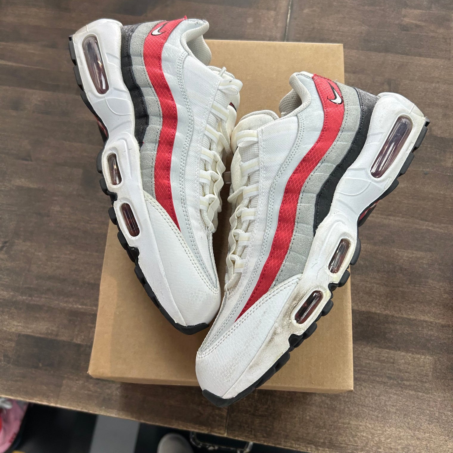 White Varsity Red Particle Grey Air Max 95 (USED,No Box)