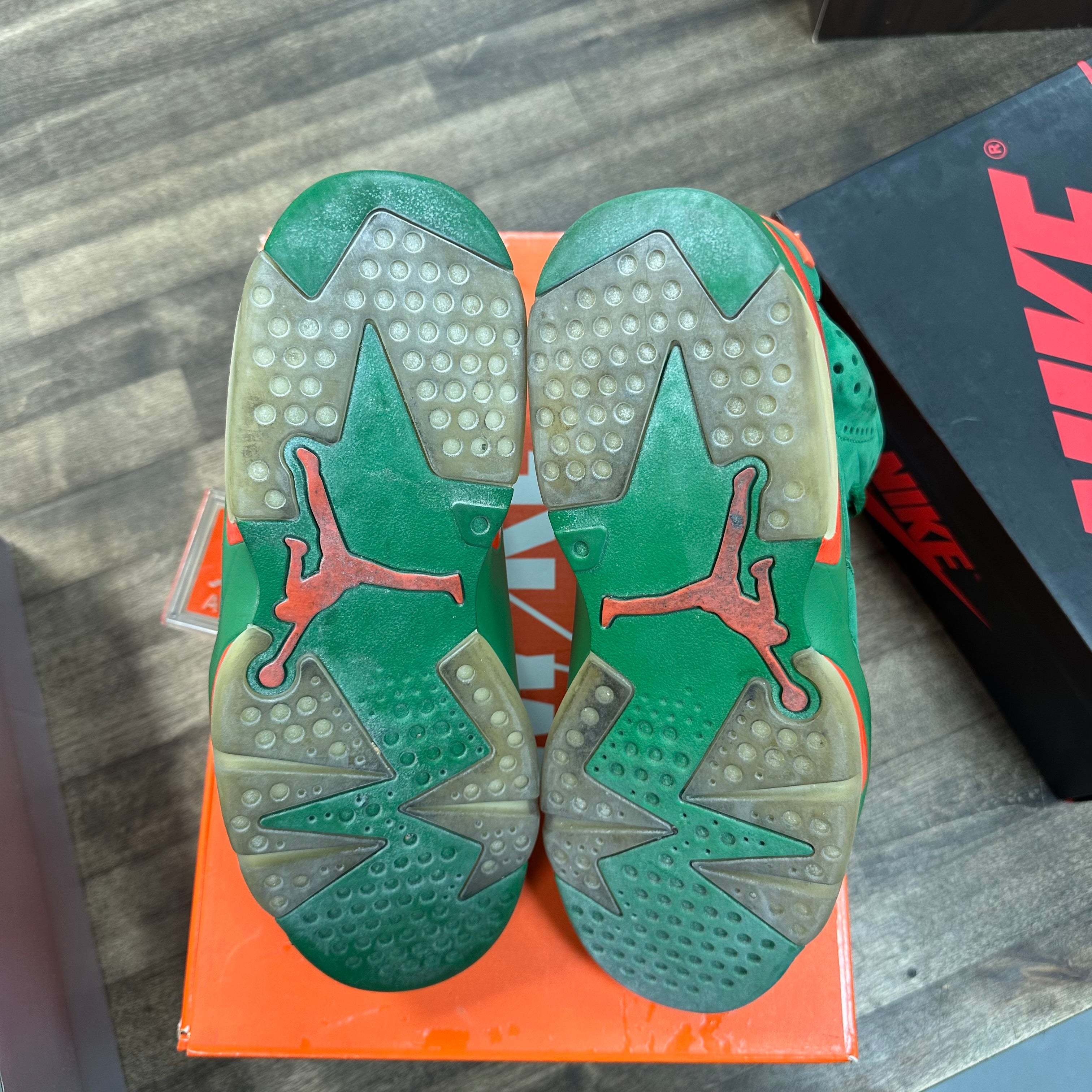 Jordan 6 Retro Gatorade Green (US 8) (USED) Size 8 (Pre-Owned) - Image 5