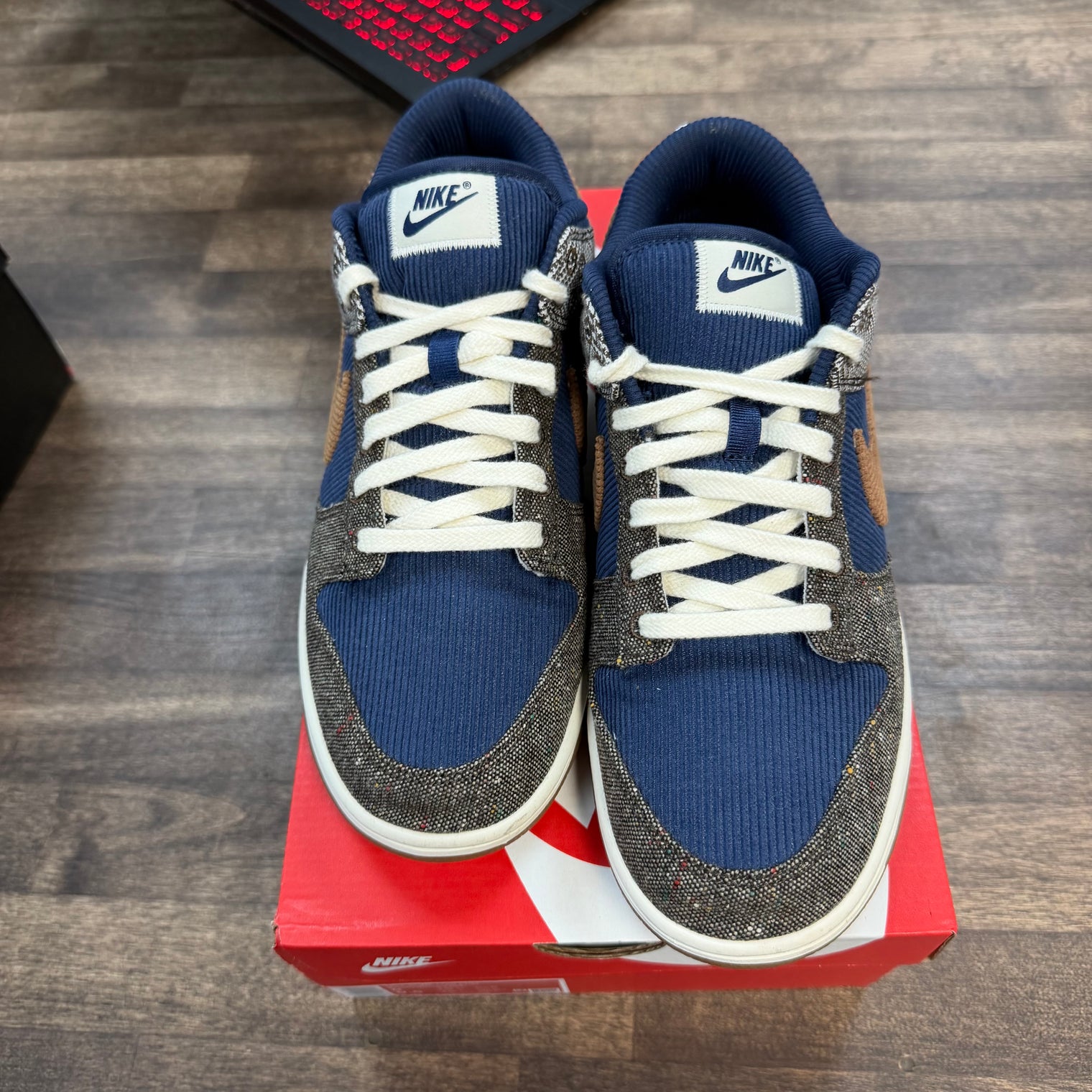 Tweed Midnight Navy Corduroy Nike Dunk Low (USED)