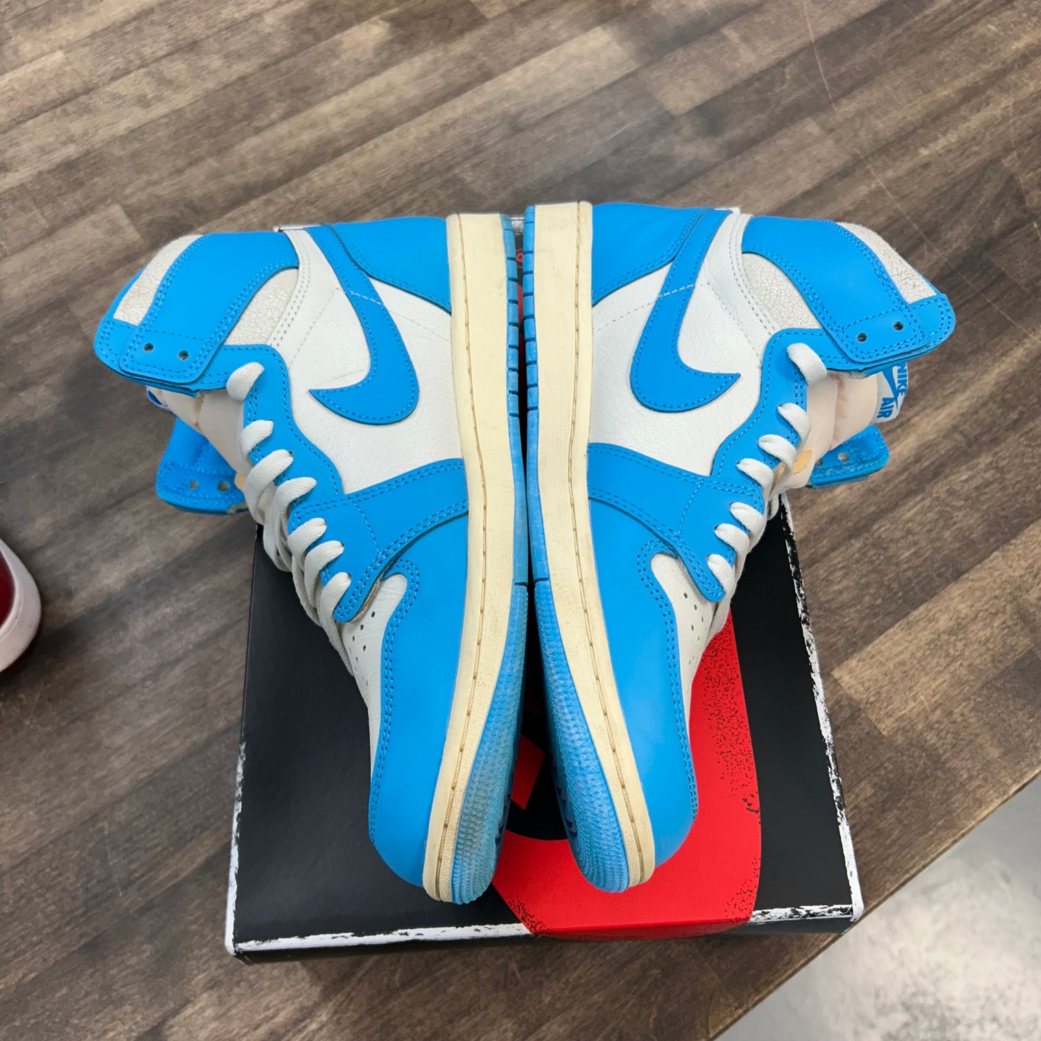 UNC Reimagined Jordan 1 High (USED)