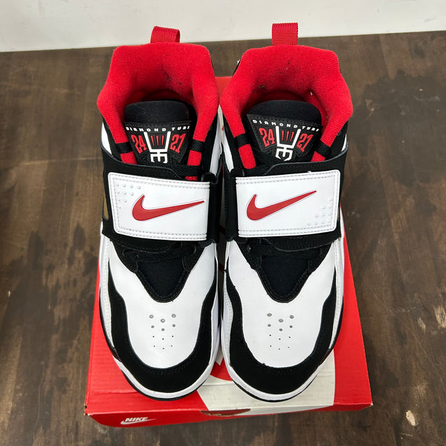 49ers Nike Diamond Turf (USED)