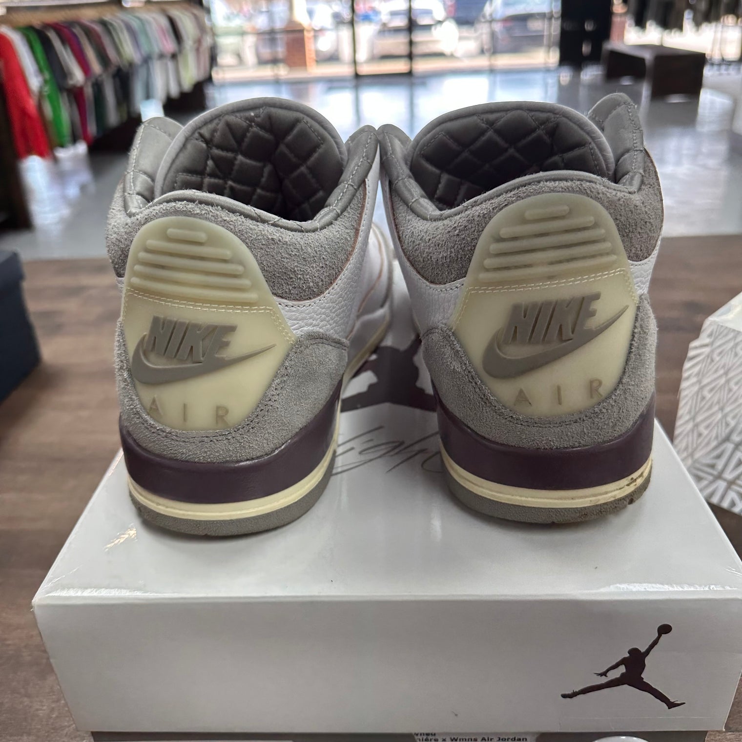 Jordan 3 Retro SP A Ma Maniére (US 13W) (USED)