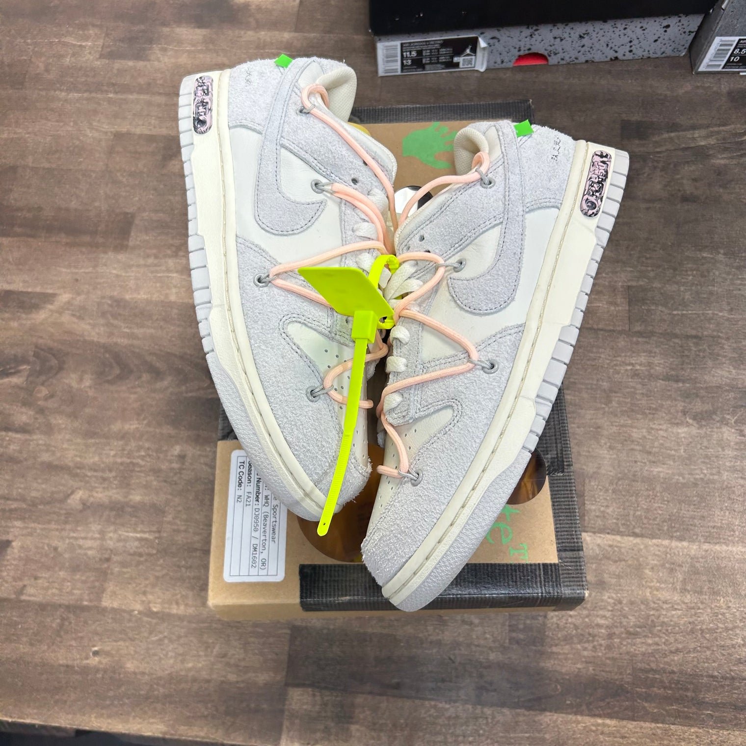 Nike Dunk Low Off-White Lot 12 (US 9) (Lightly Worn)