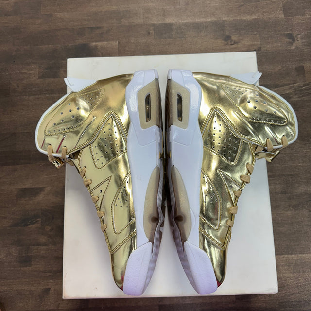 Pinnacle Metallic Gold Jordan 6 Retro (USED)