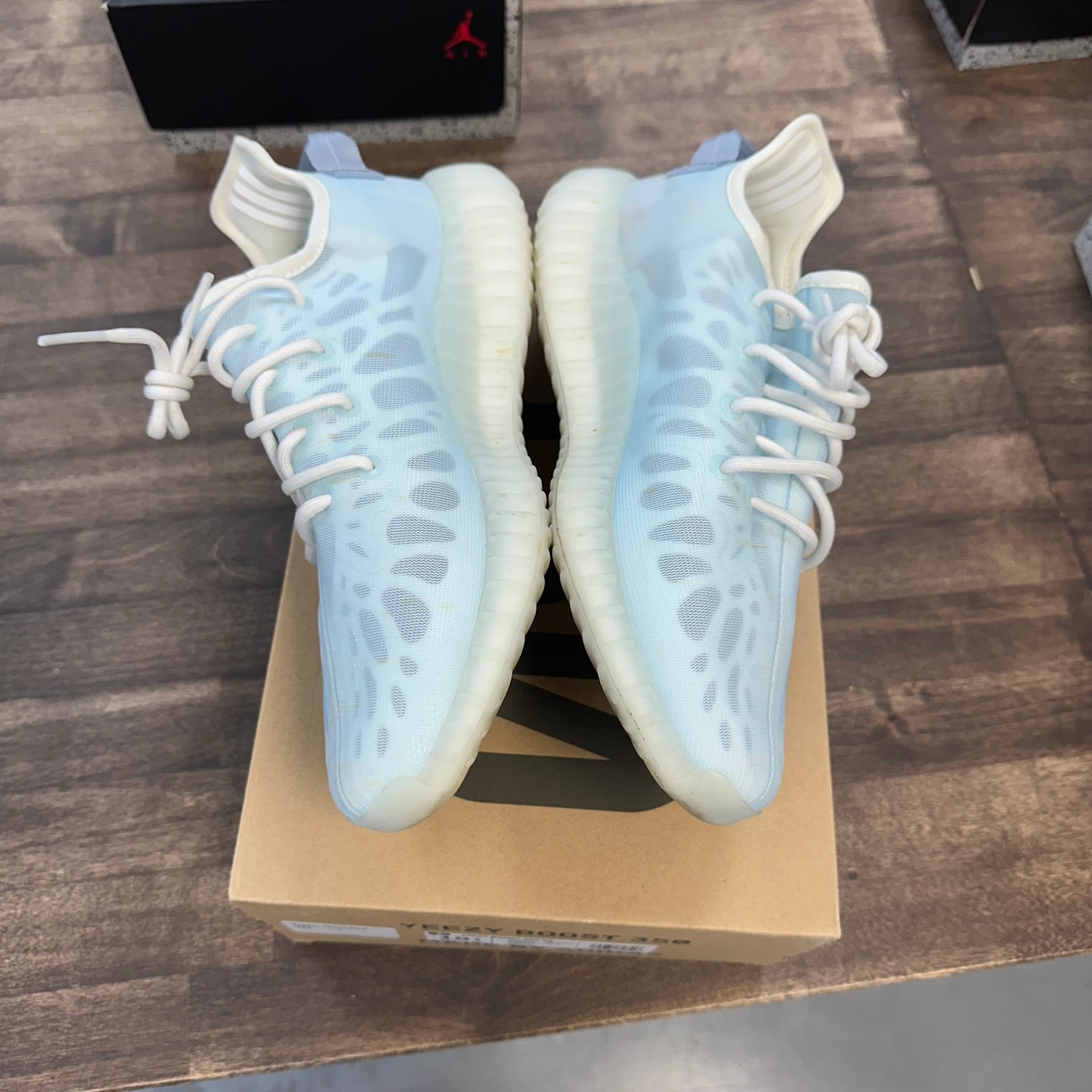 Mono Ice Yeezy 350 (USED)