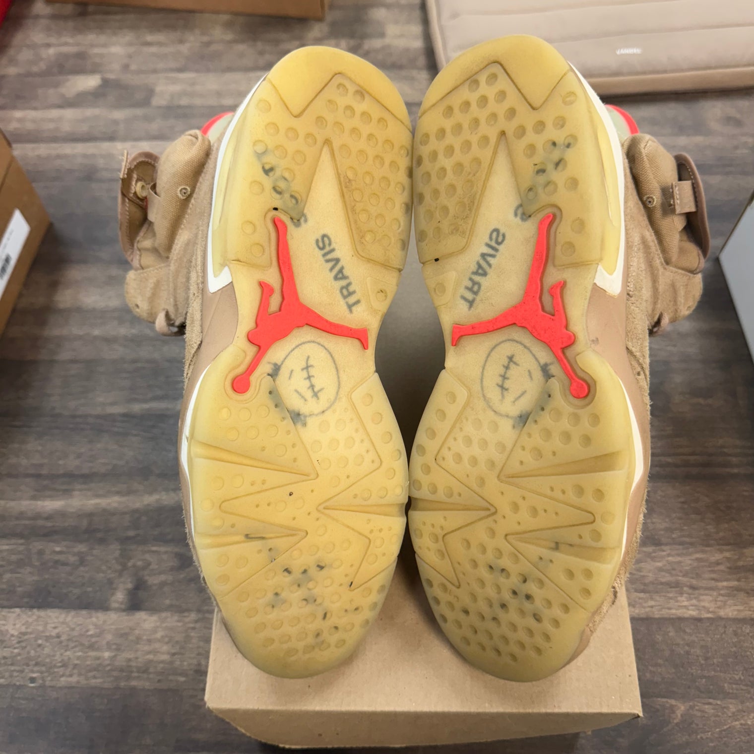 Travis Scott Khaki Jordan 6 Retro (USED,No Box)