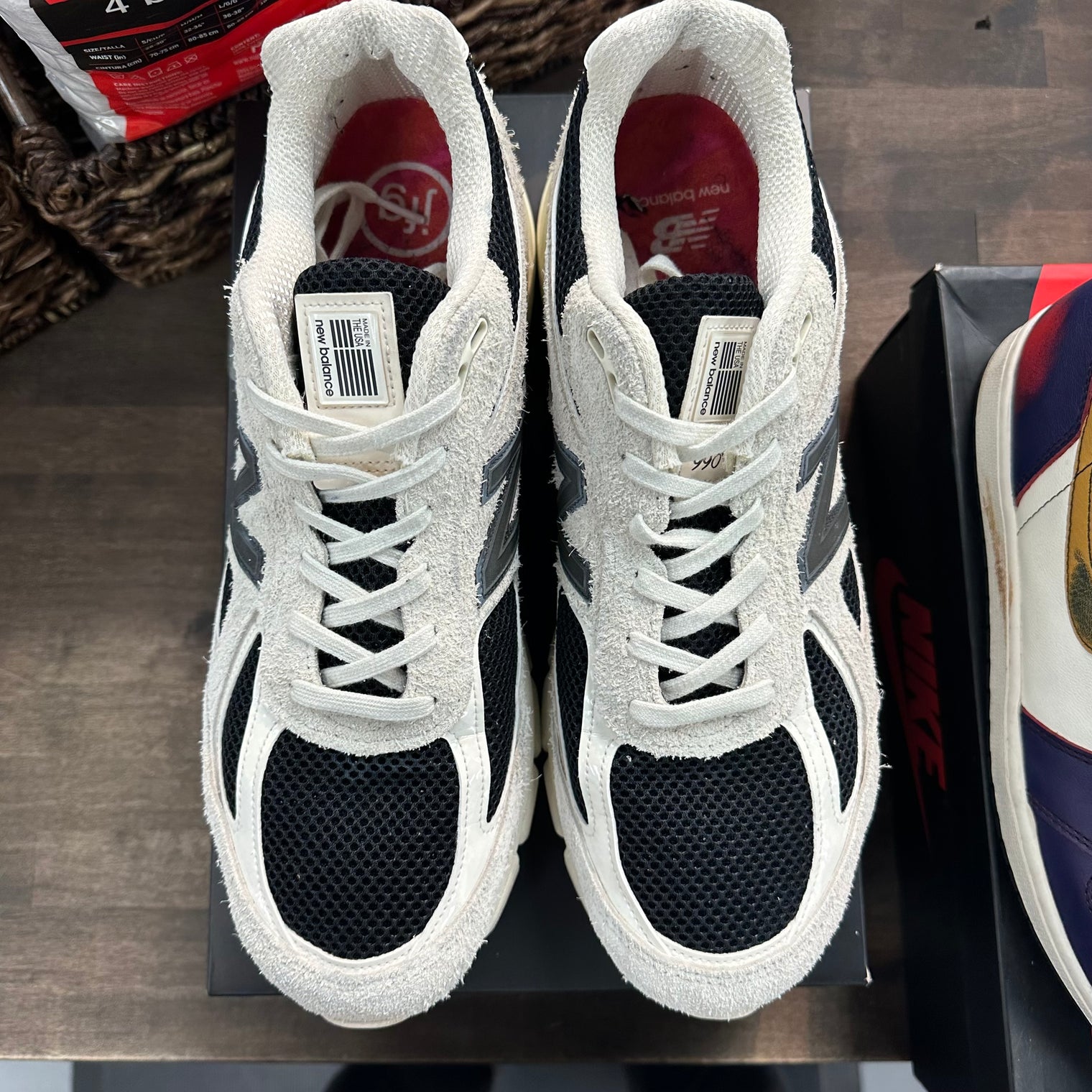 MiUSA Joe Freshgoods 1998 Intro New Balance 990v4 (USED)