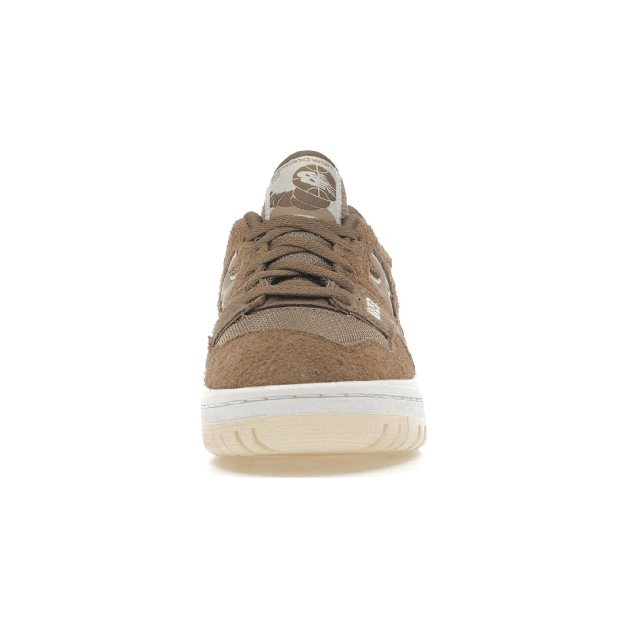 new_balance_550_suede_mushroom_3