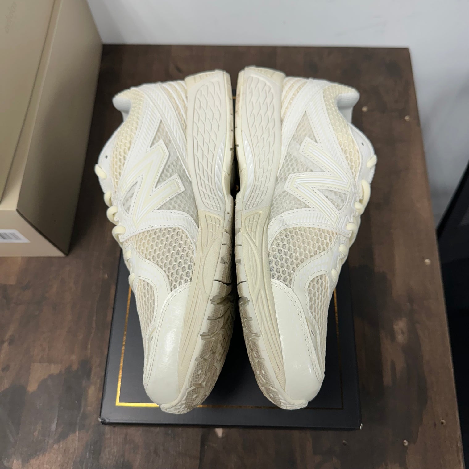 Aime Leon Dore White New Balance 860v2 (USED)