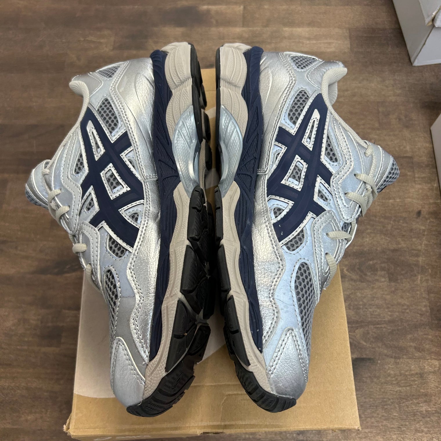 Billy's Pure Silver Midnight ASICS Gel-NYC (USED)