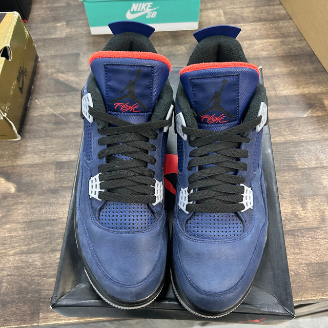 Winter Loyal Jordan 4 Retro (USED)