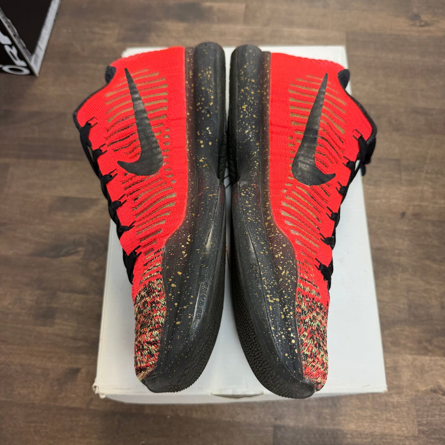 Christmas Nike Kobe 10 Elite (USED)