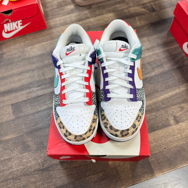 Nike Dunk Low Safari Mix (US 7.5W) (USED, Strong Smoke Smell)