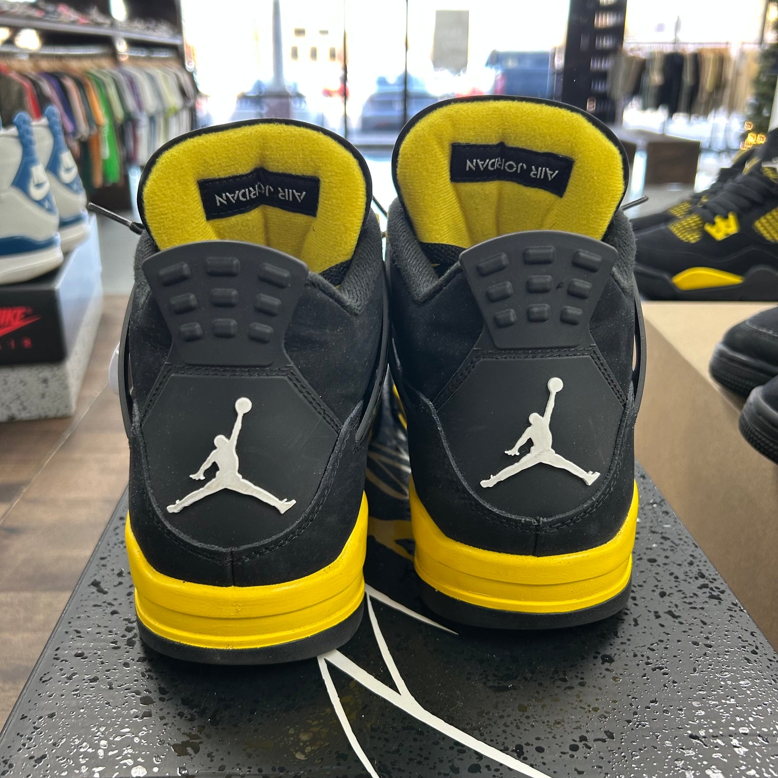 Yellow Thunder Jordan 4 Retro (USED)