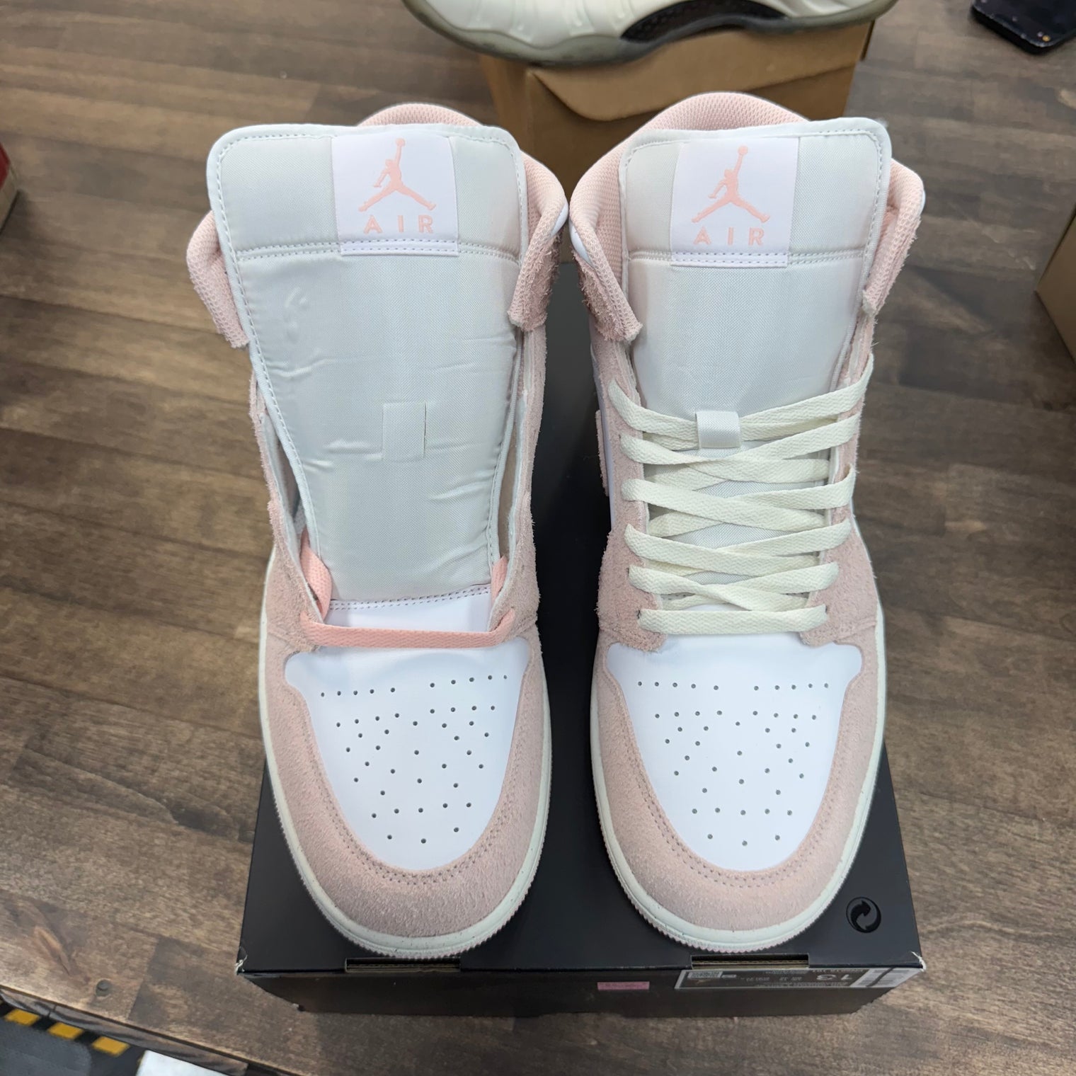 Legend Pink Jordan 1 Mid (USED, No Insoles, No Lid)