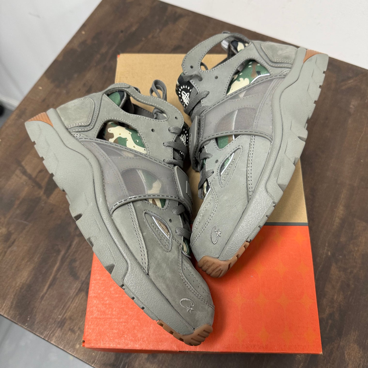 Corteiz Gully Grey Air Trainer Huarche (Used)