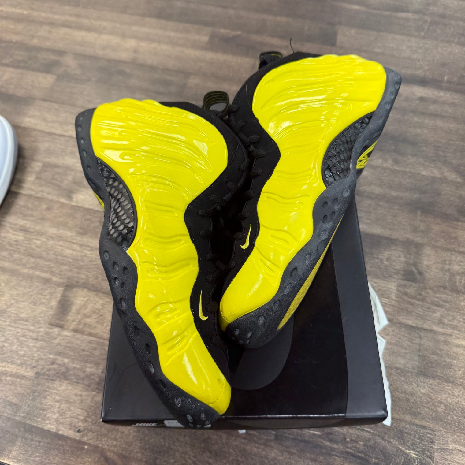 Wu Tang Optic Yellow Foamposite One (Used)