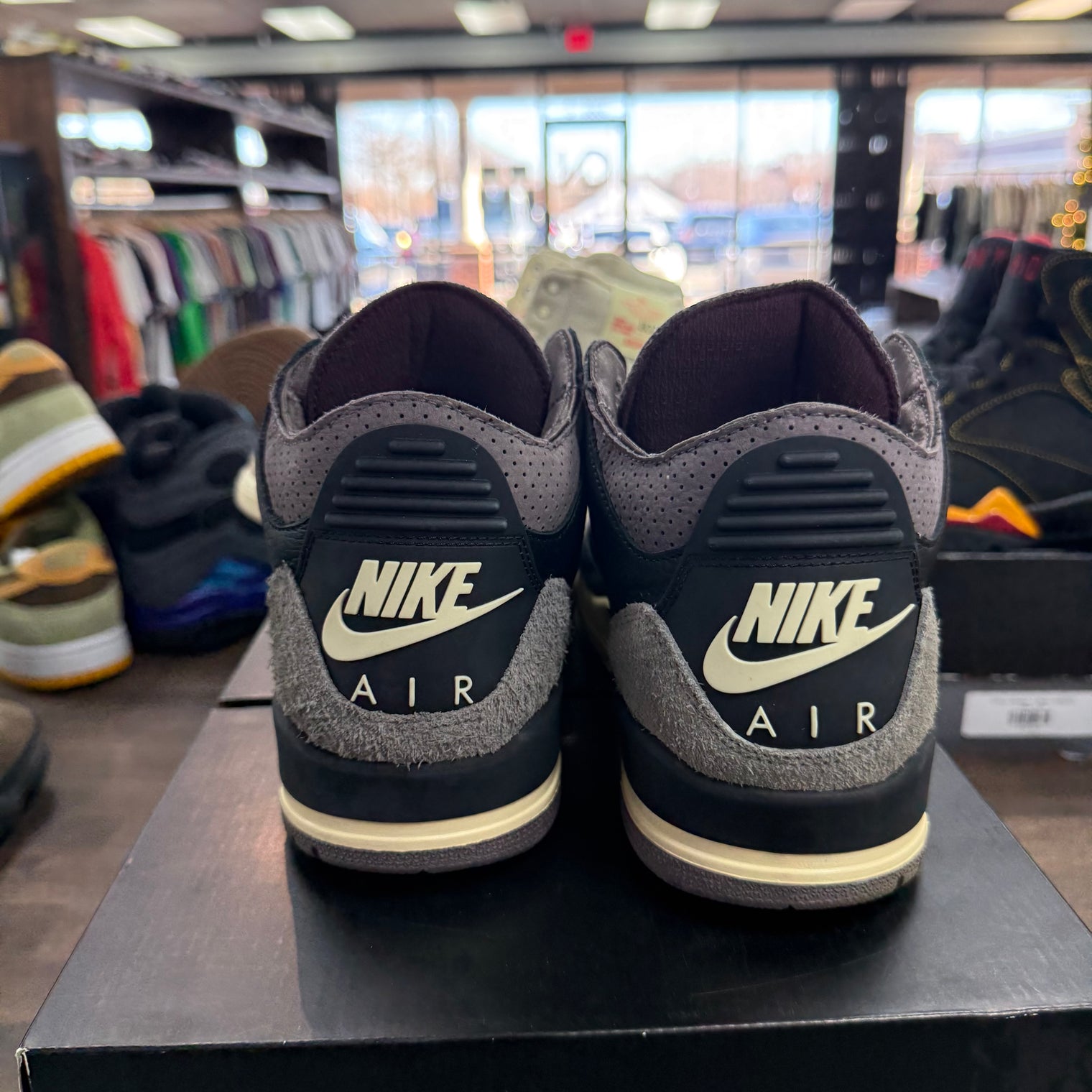 A Ma Maniere While You Were Sleeping Jordan 3 Retro OG SP (Women's) (USED)