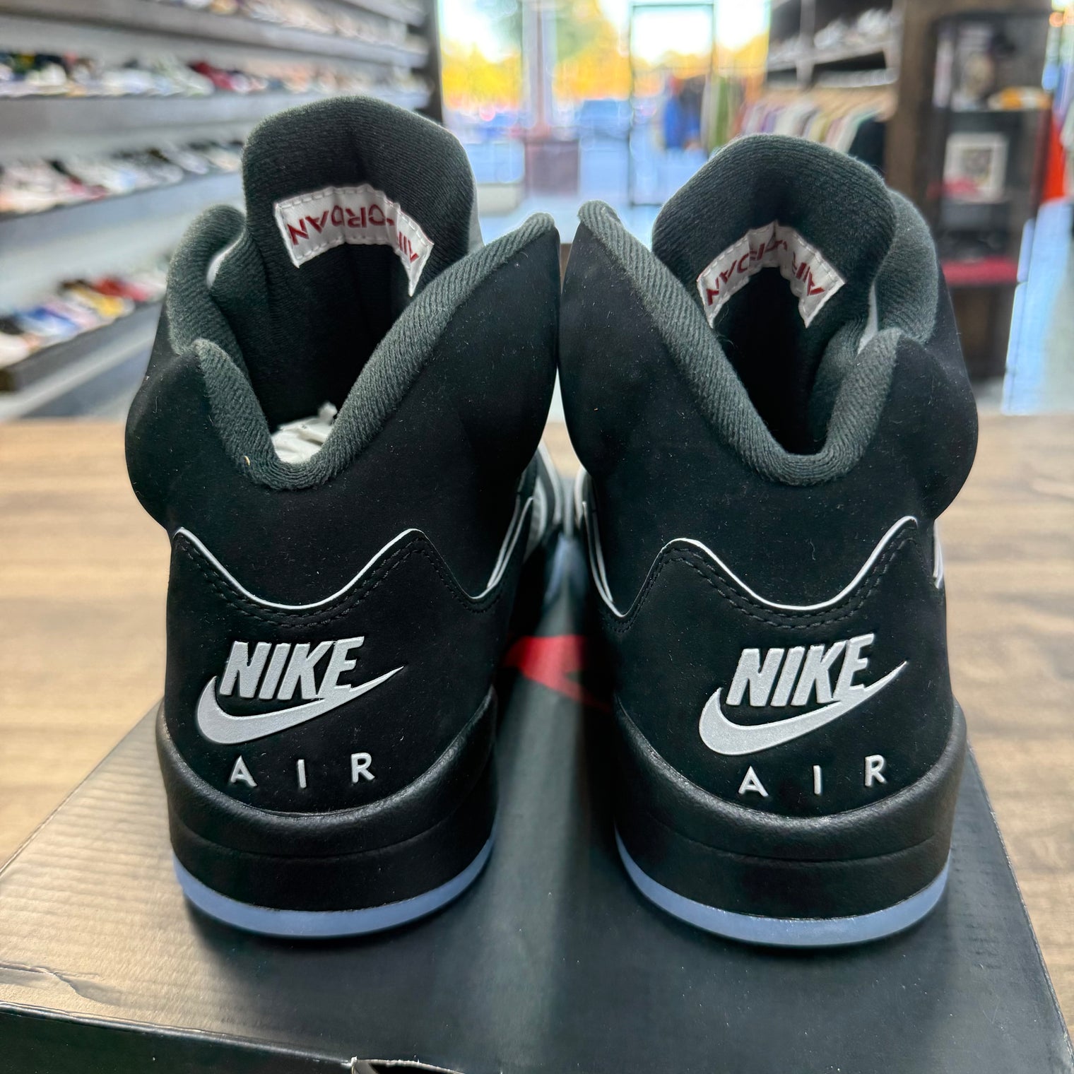 Black Metallic Reimagined Jordan 5 Retro (2025) (Lightly Worn)