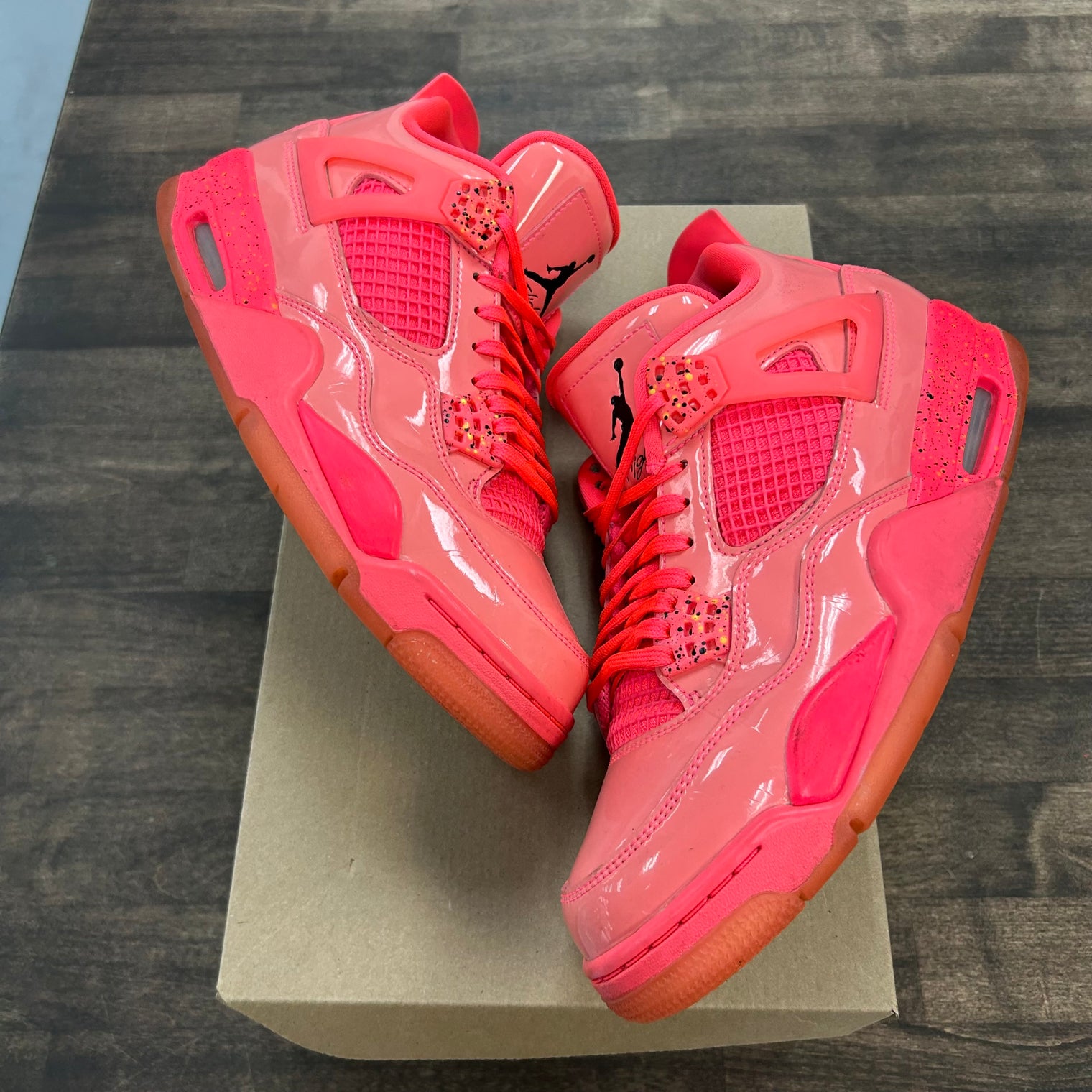 Hot Punch Jordan 4 Retro (W) (USED, No Box)