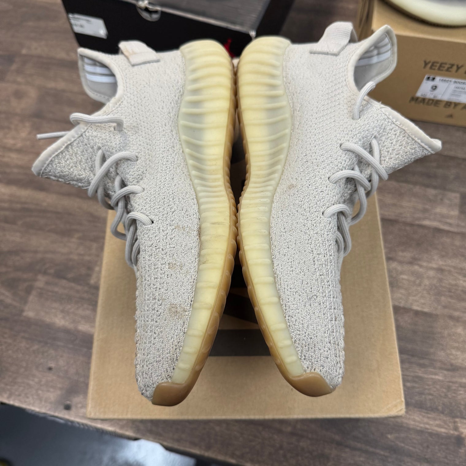 Sesame Yeezy 350 (USED)