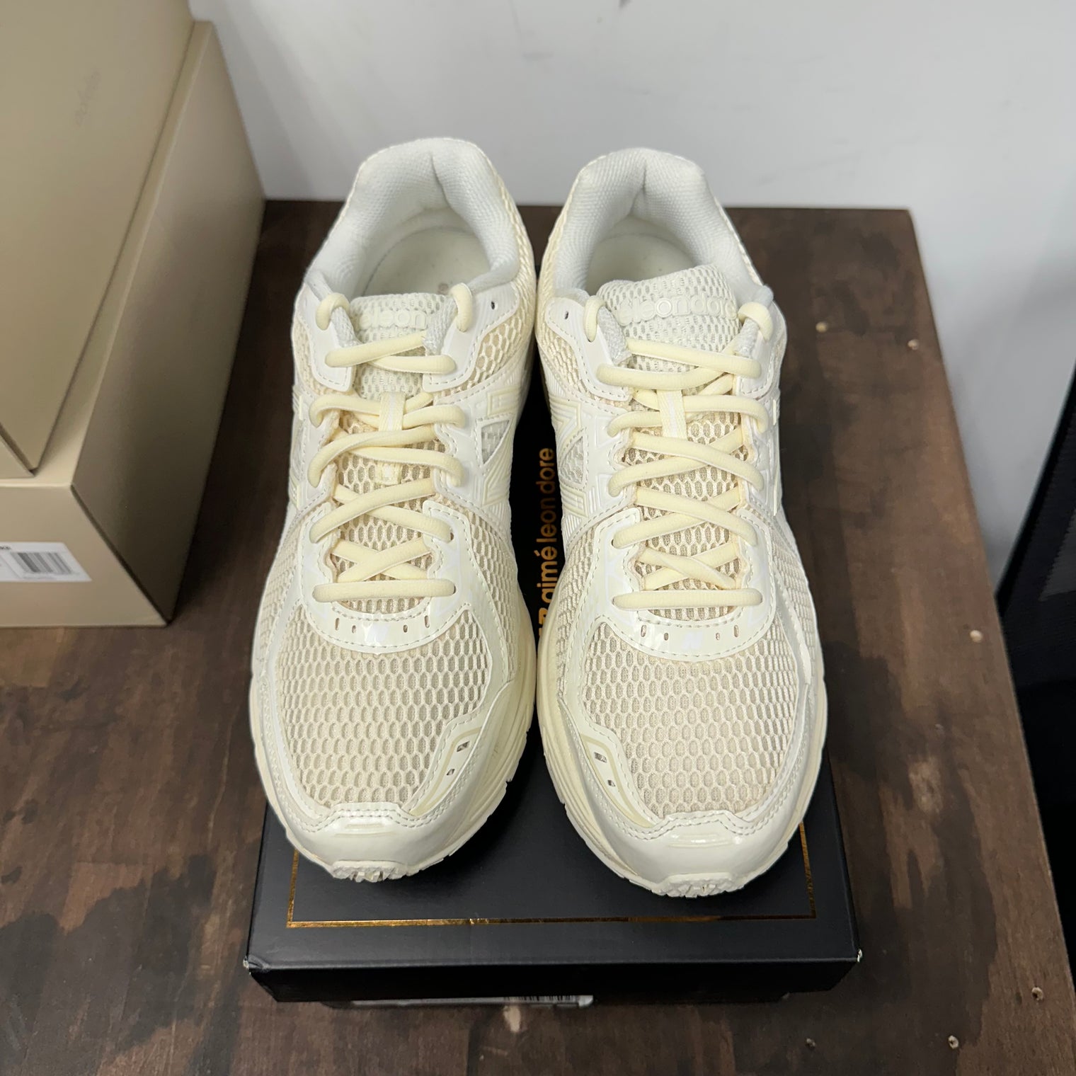 Aime Leon Dore White New Balance 860v2 (USED)