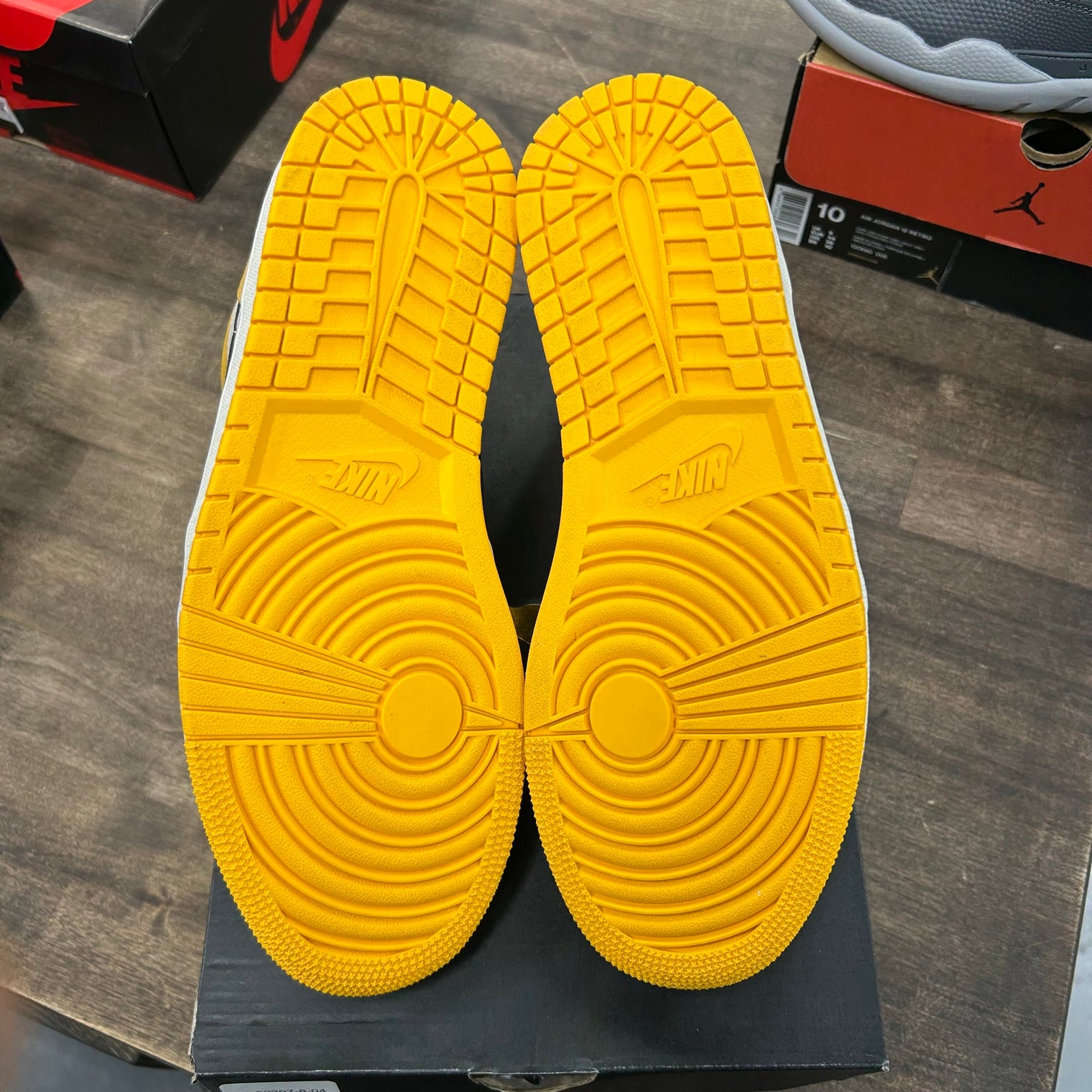 Sail University Gold Black Jordan 1 Low (Lightly Worn)