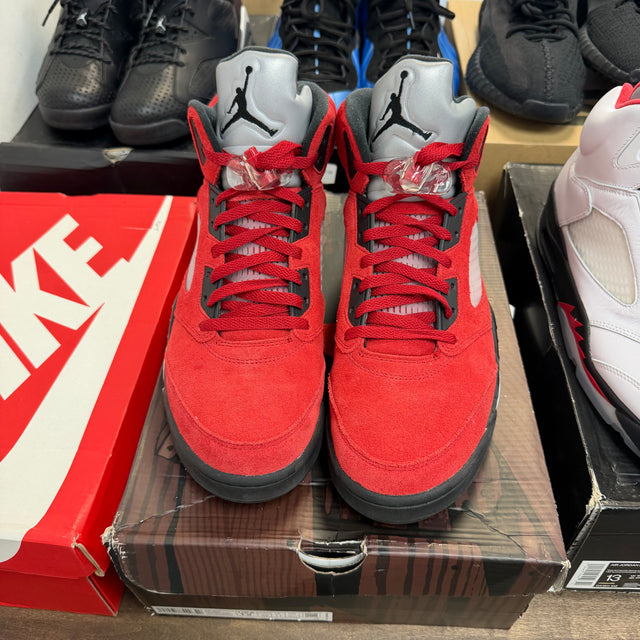 Raging Bull Jordan 5 Retro (USED)