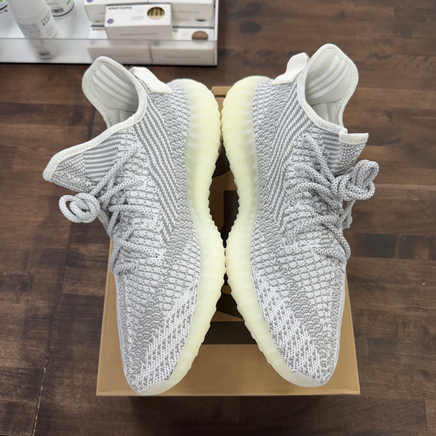 Static Yeezy 350 (Non-Reflective) (Lightly Worn)