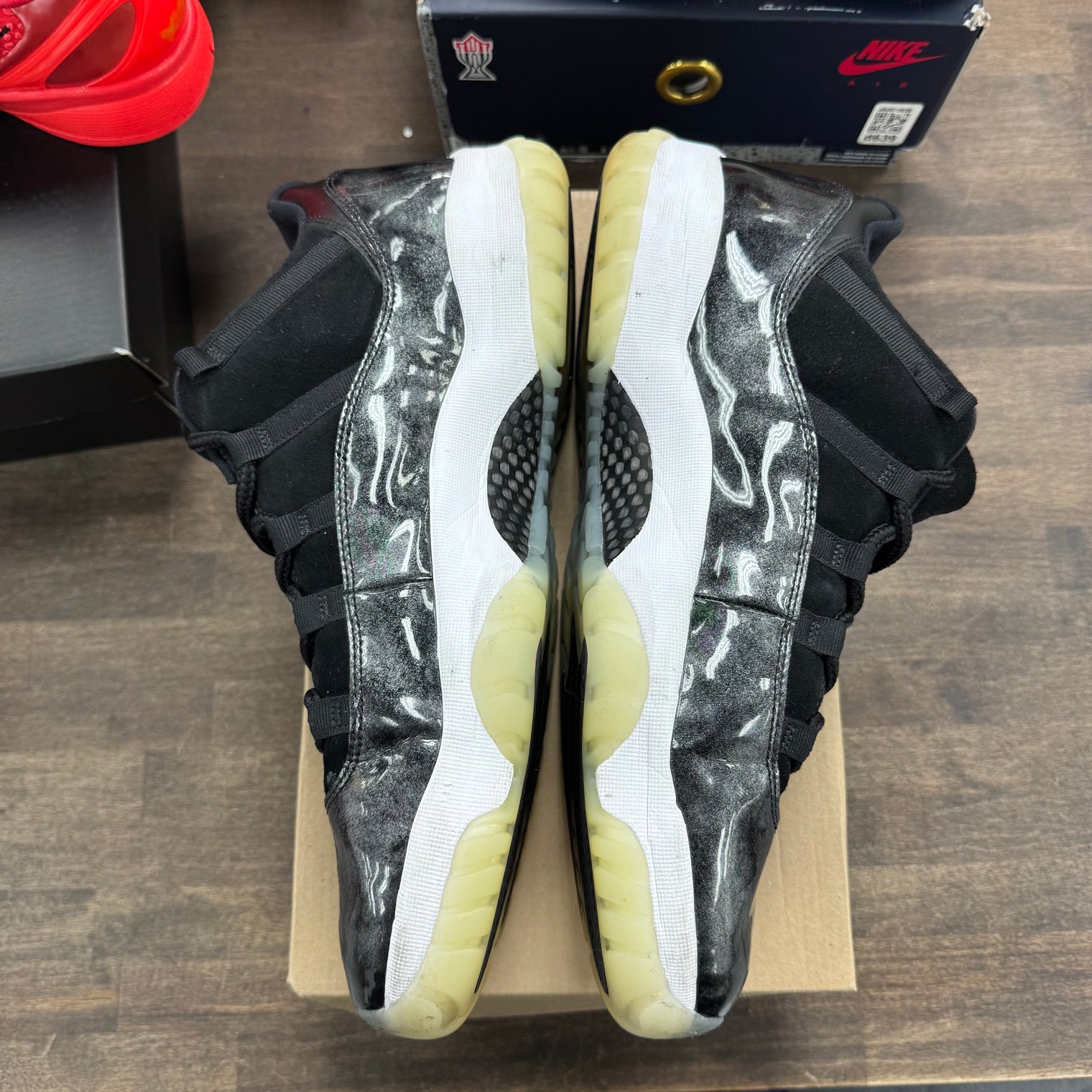 Barons Jordan 11 Retro Low (USED, No Box)