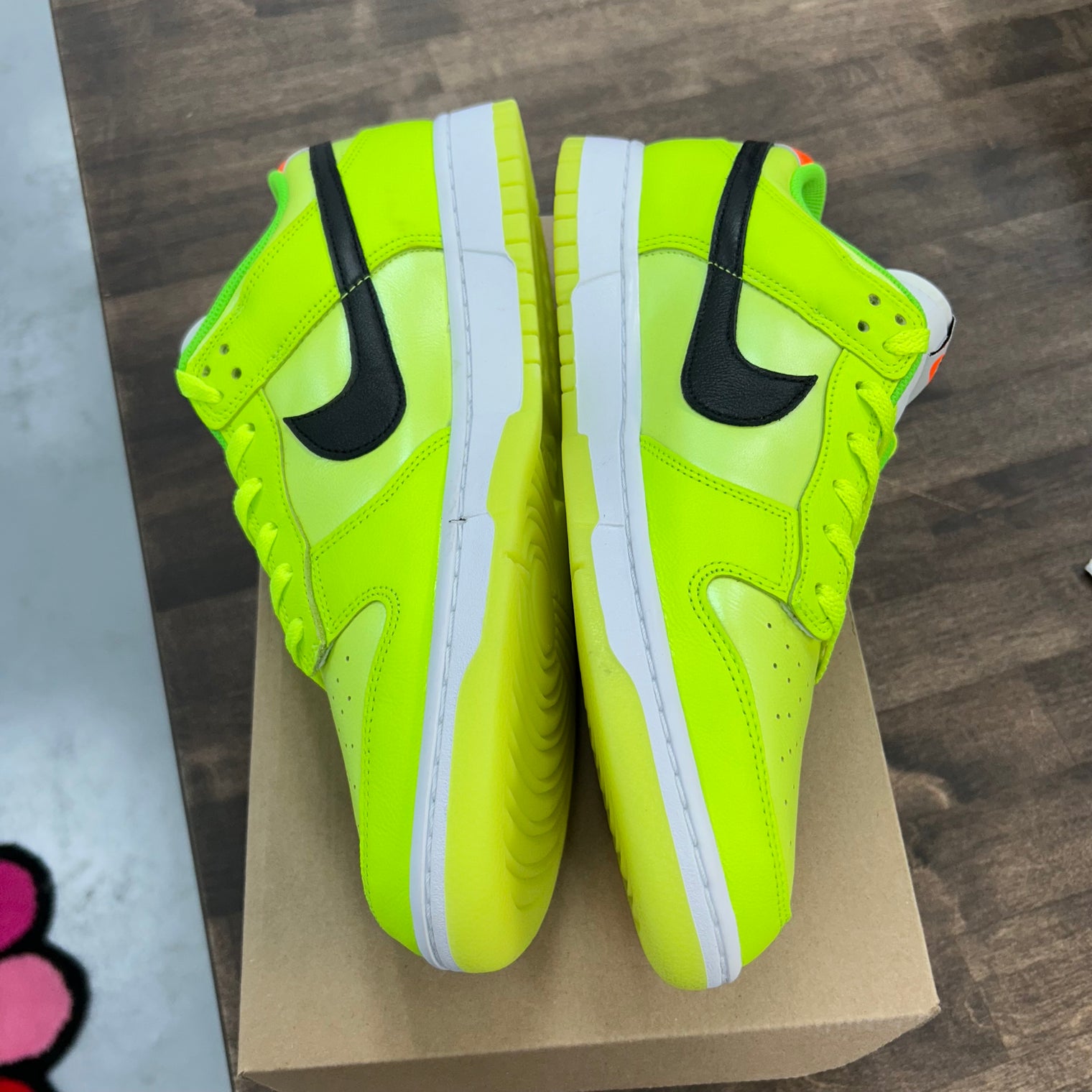 Volt Dunk Low SE (USED, No box)