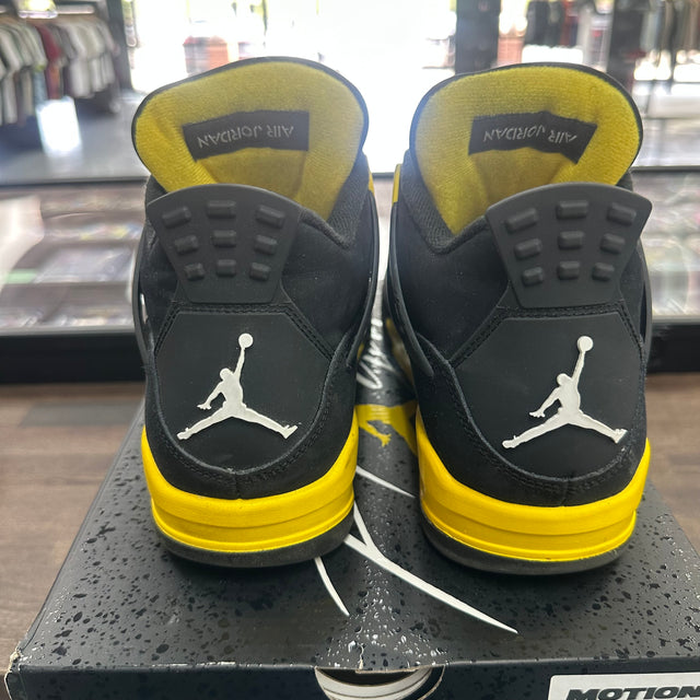 Yellow Thunder Jordan 4 (USED)