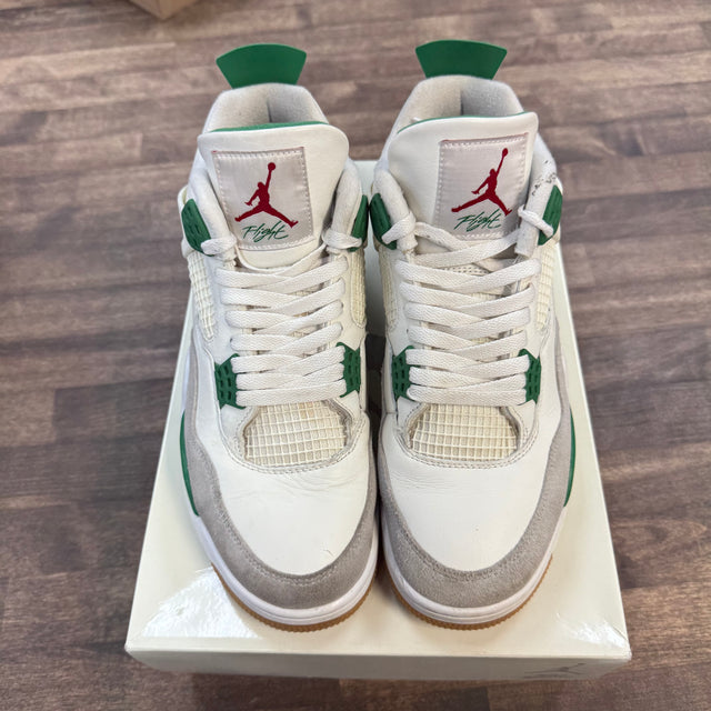 Pine Green SB Jordan 4 Retro (Used)