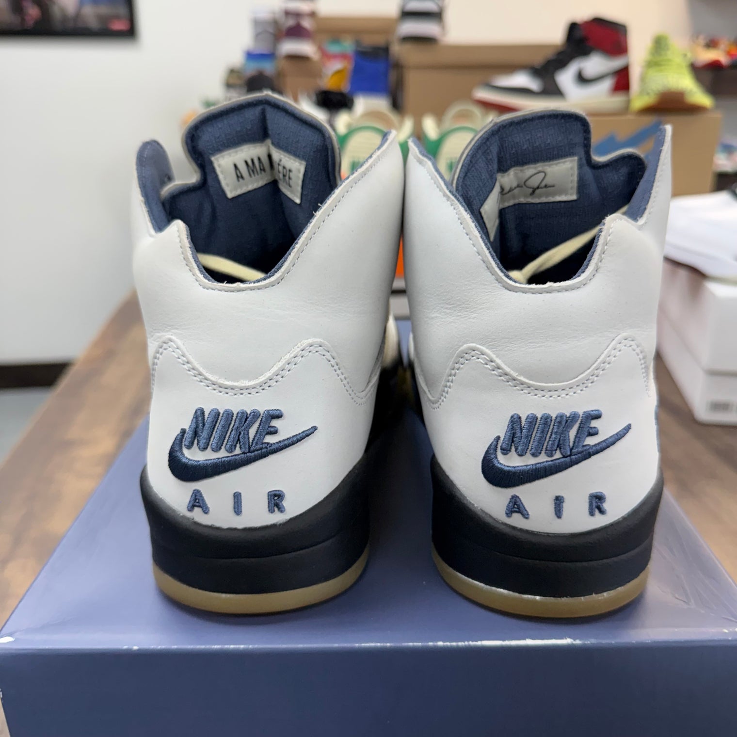 (W) Dawn A Ma Maniere Jordan 5 Retro (USED)