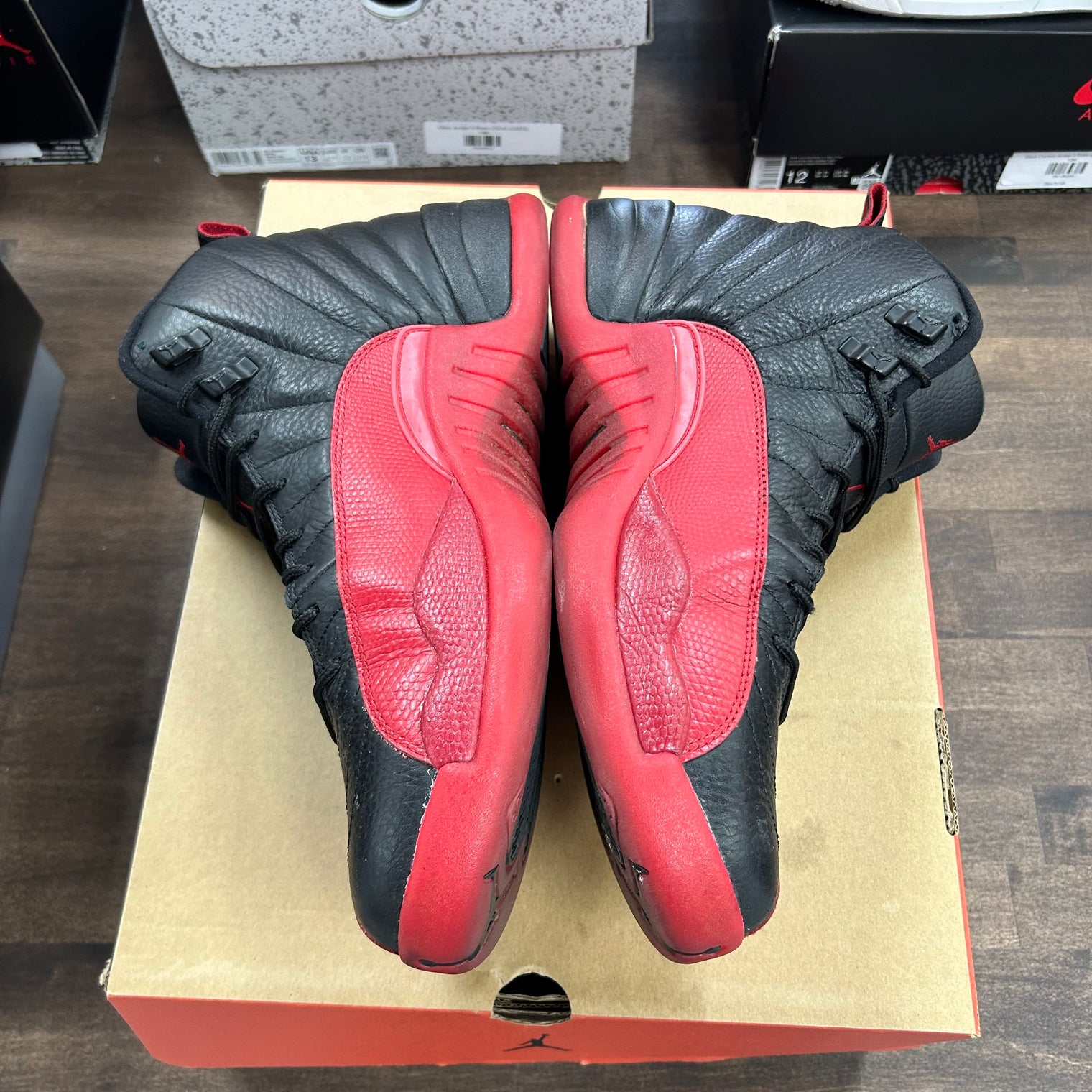 Flu Game Jordan 12 Retro (2016) (USED, no insoles)