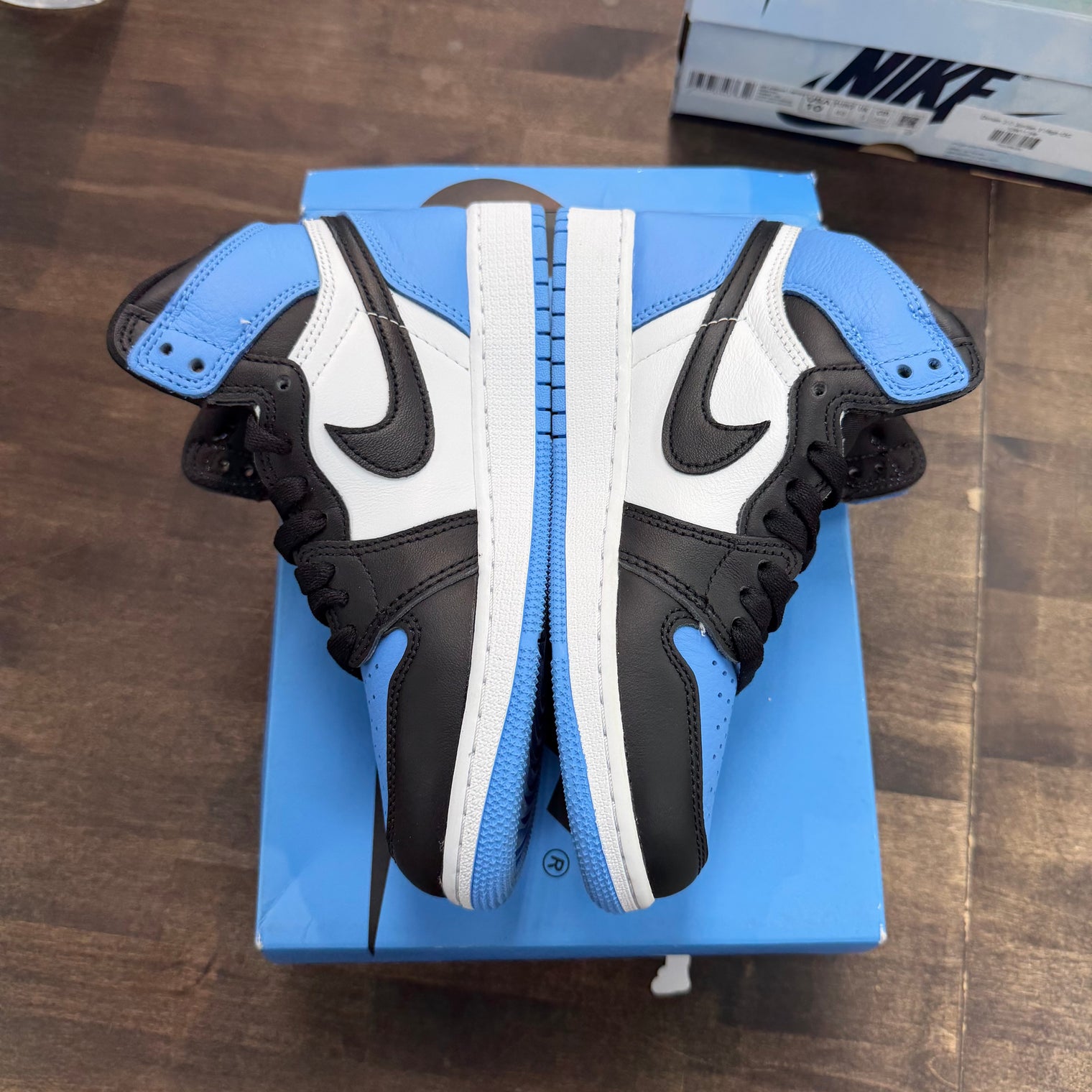 UNC Toe Jordan 1 High (GS) (USED)